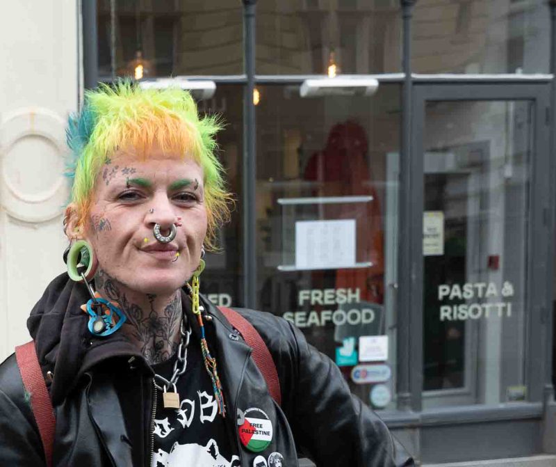 NEO PUNK, FACE; FAMILY RESTUARANT